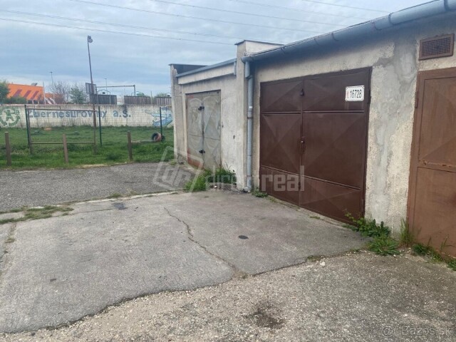 Vaša nová garáž v Ružinove – 19 m², elektrika, montážna jama