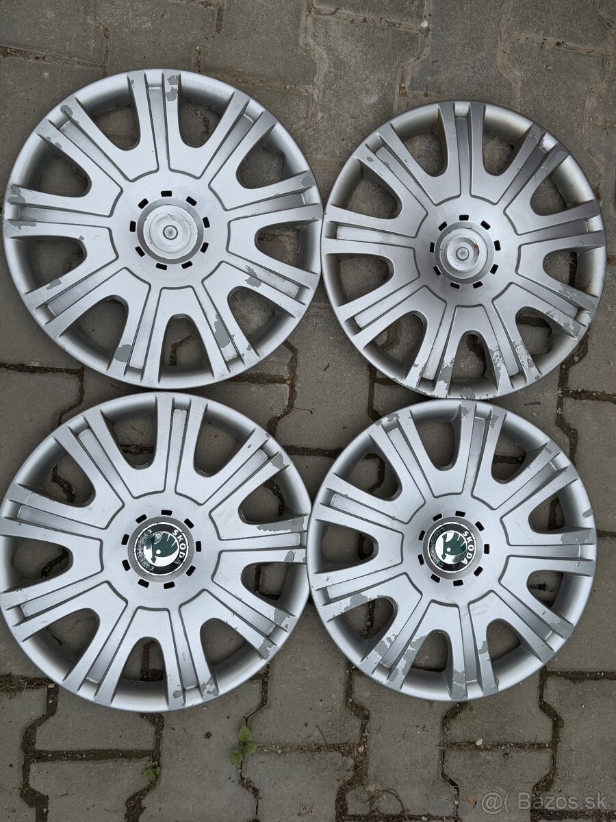Originálne škoda fabia puklice - cena za 4 kusy 15 palcove