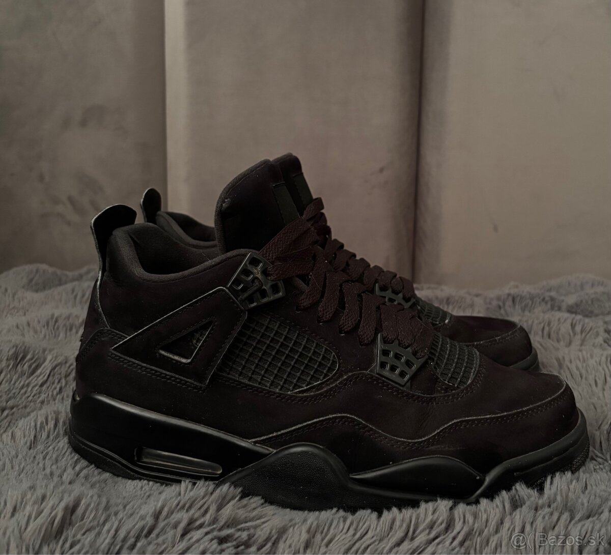 Jordan 4 Black cat