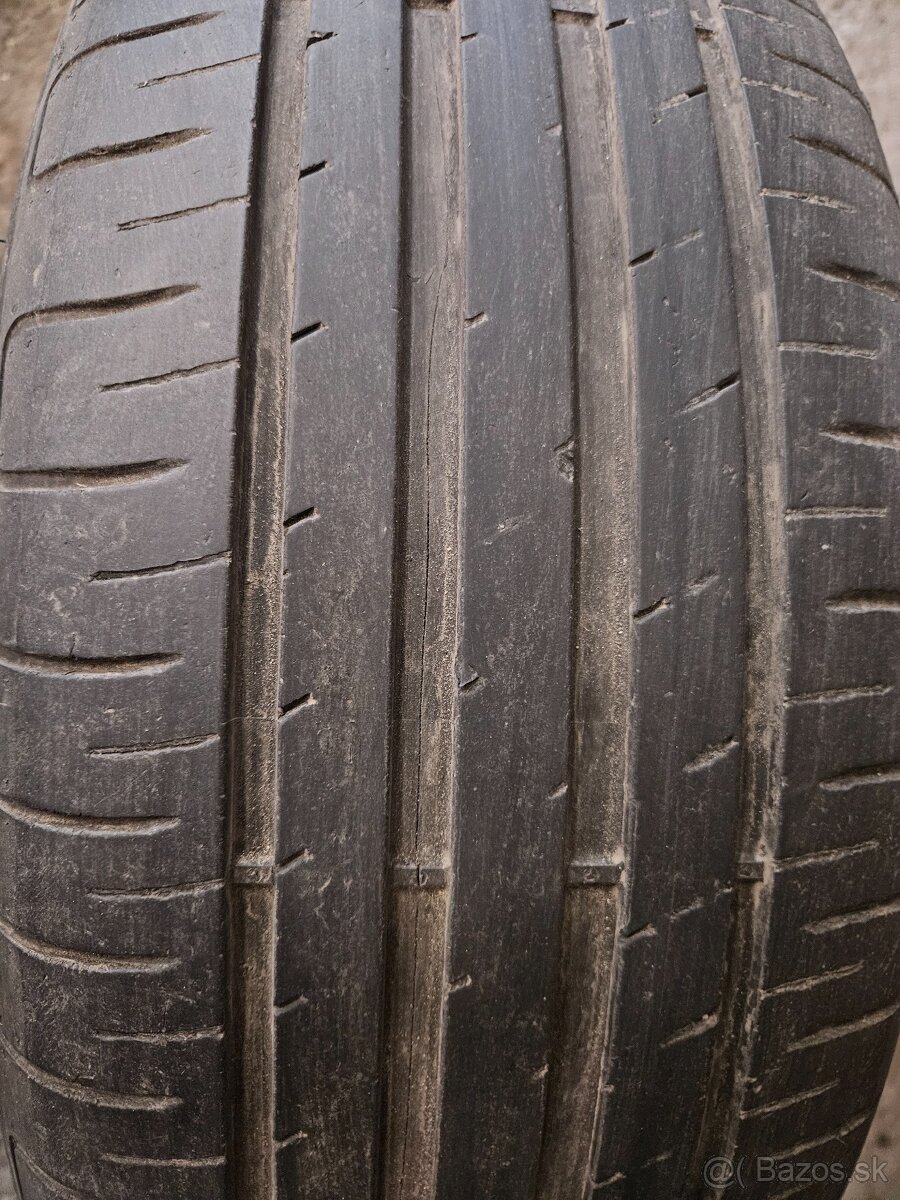 Predám letné 205/55 R17