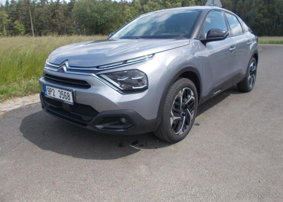 Citroën C4 1,2 96 KW 77 000km benzín manuál 96 kw