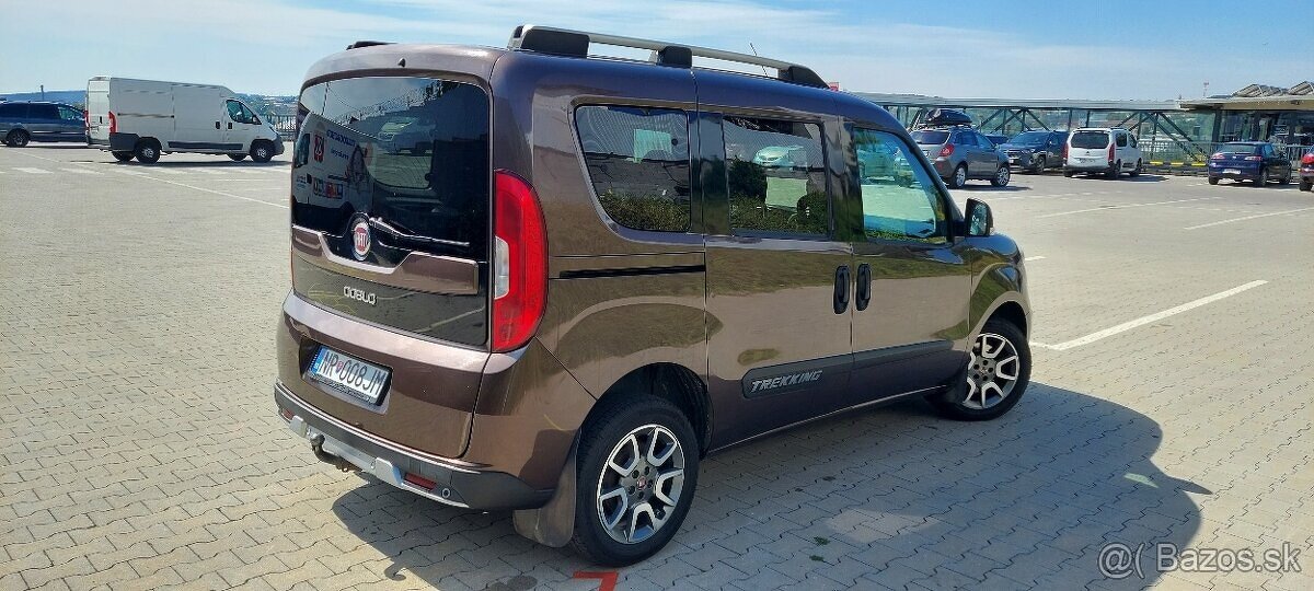 Fiat Doblo MAXI TREKING 7 miestne