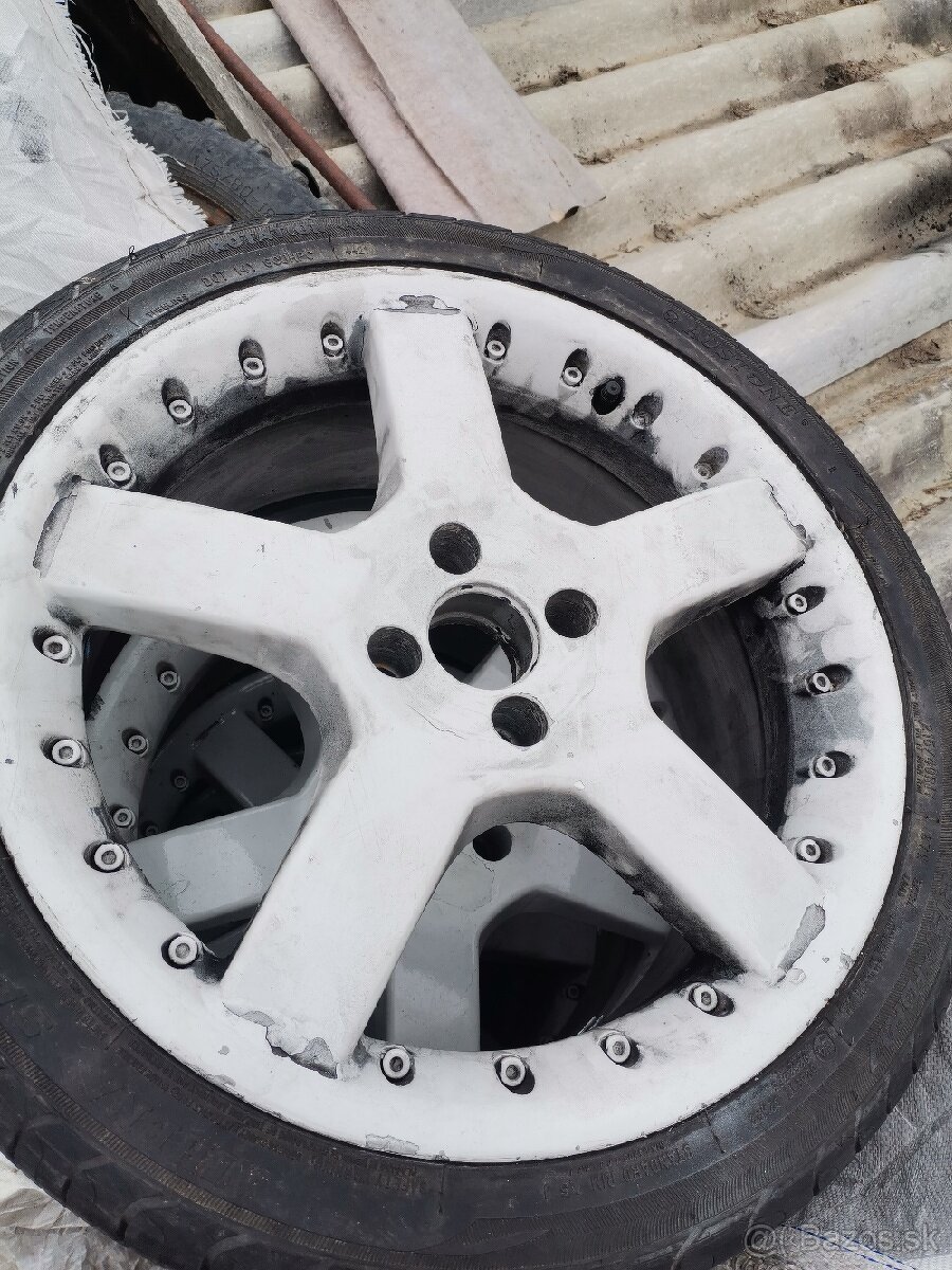 4x100 215/40 r17