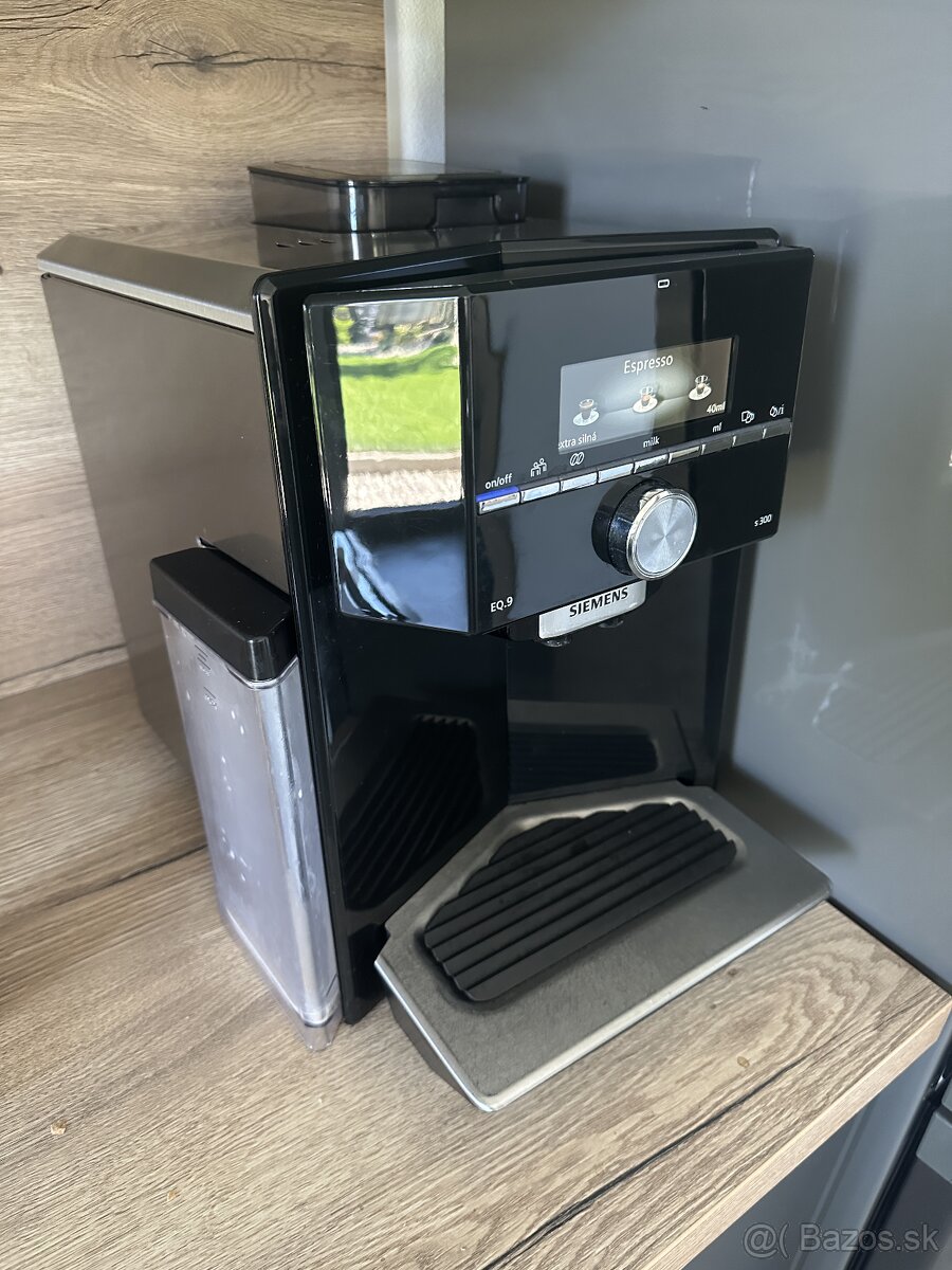Kávovar Siemens EQ S300