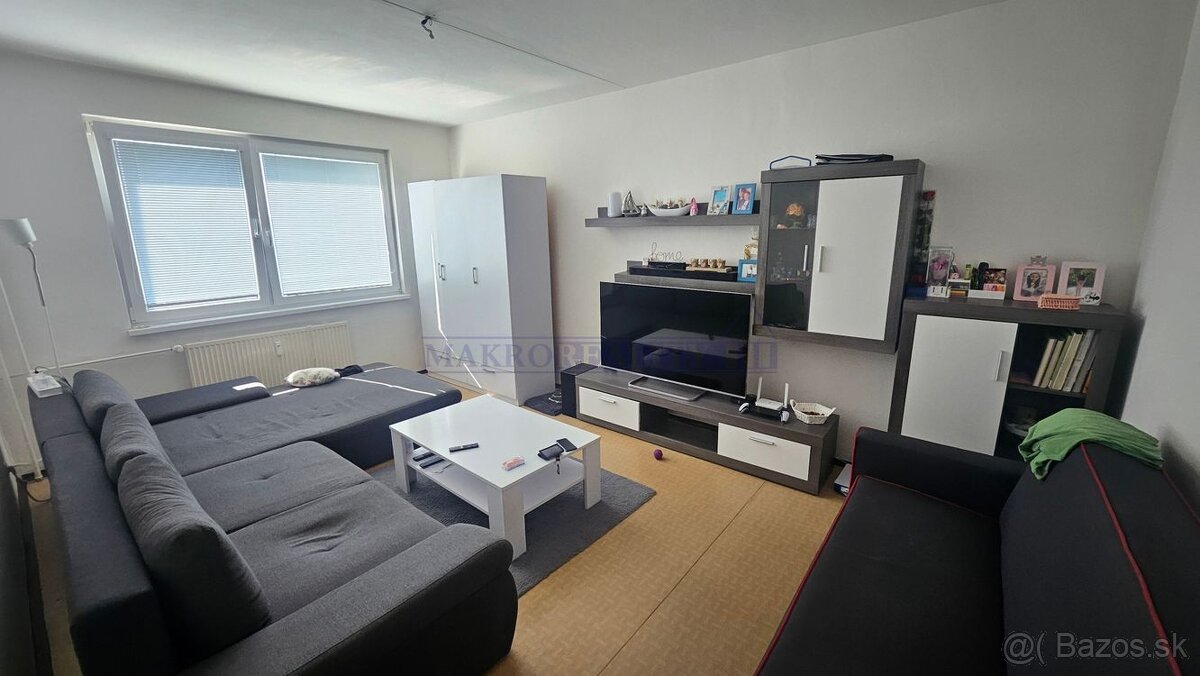 Prenájom 1 izbového bytu v Poltári