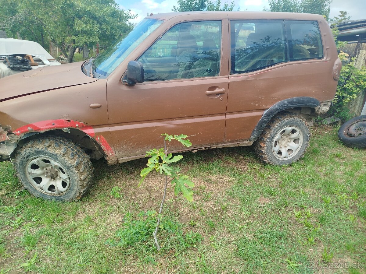 Nissan Terrano 2.7TDi