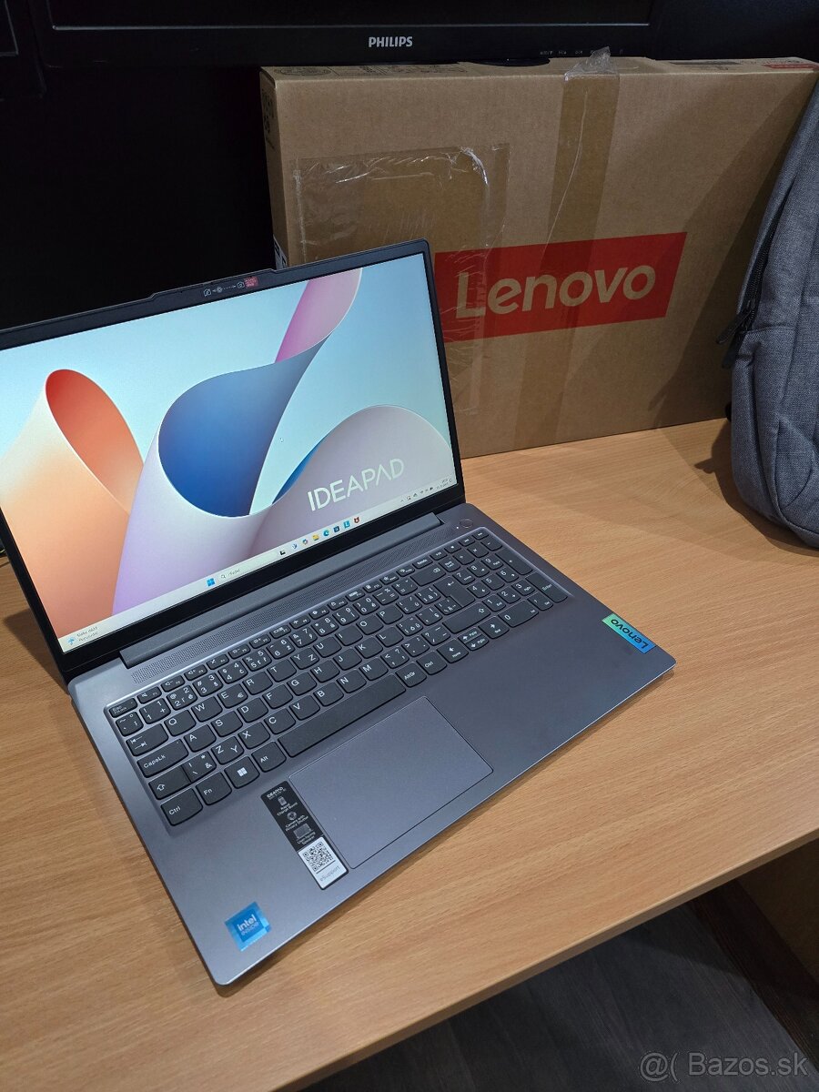 Lenovo Ideapad Slim 3 15IAN8