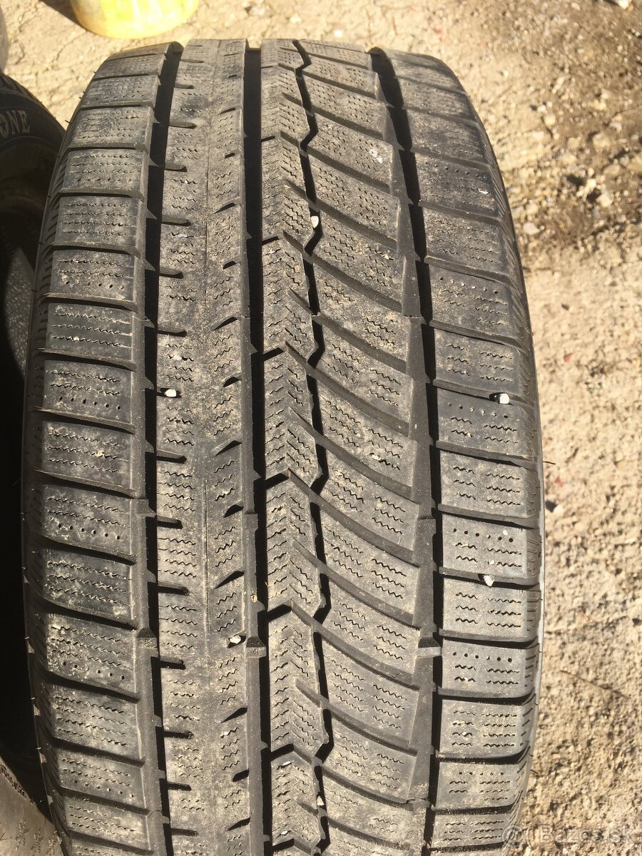 zimne pneumatiky 225/50R17