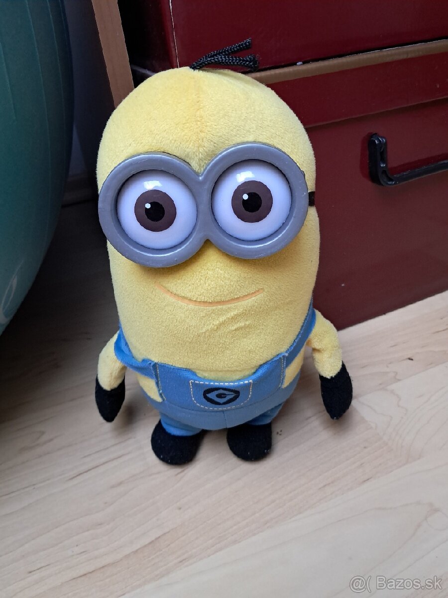 Plyšová hračka mimoň