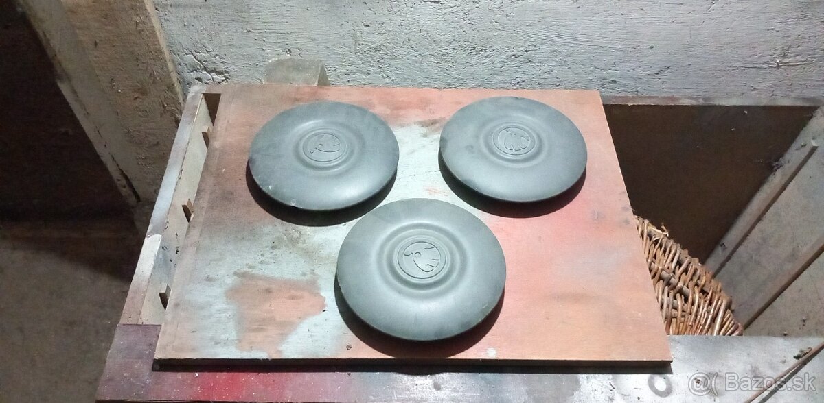 Puklice kolies škoda felicia