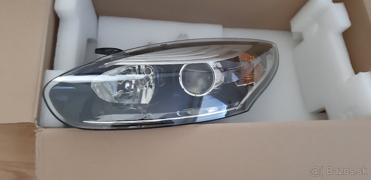 Predam lave svetlo, reflektor na Renault Megane 3