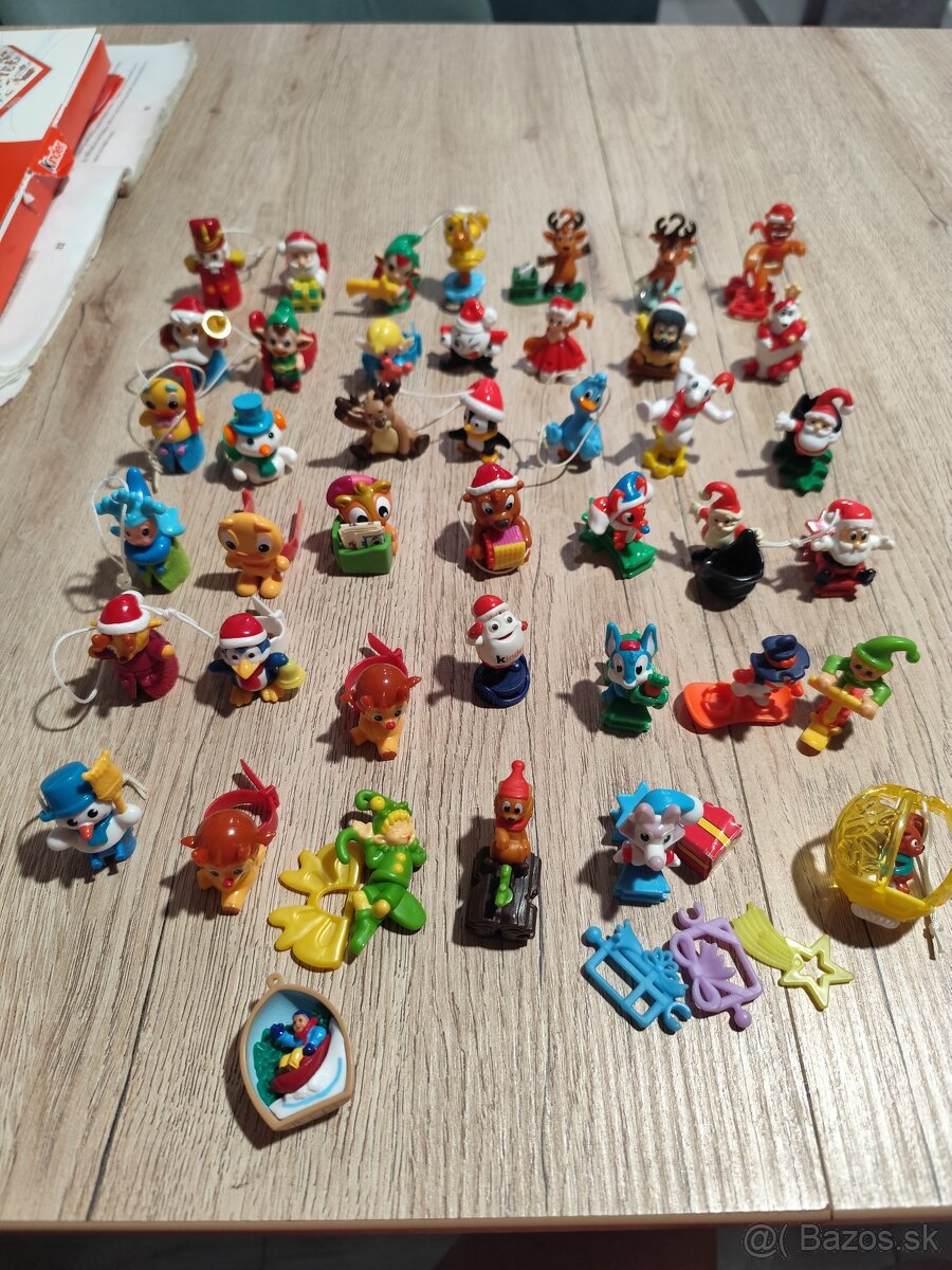 Kinder figurky vianočné