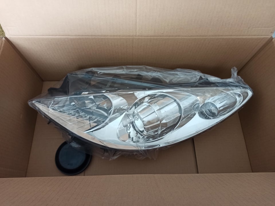 Predam svetlá na Peugeot 307 /207