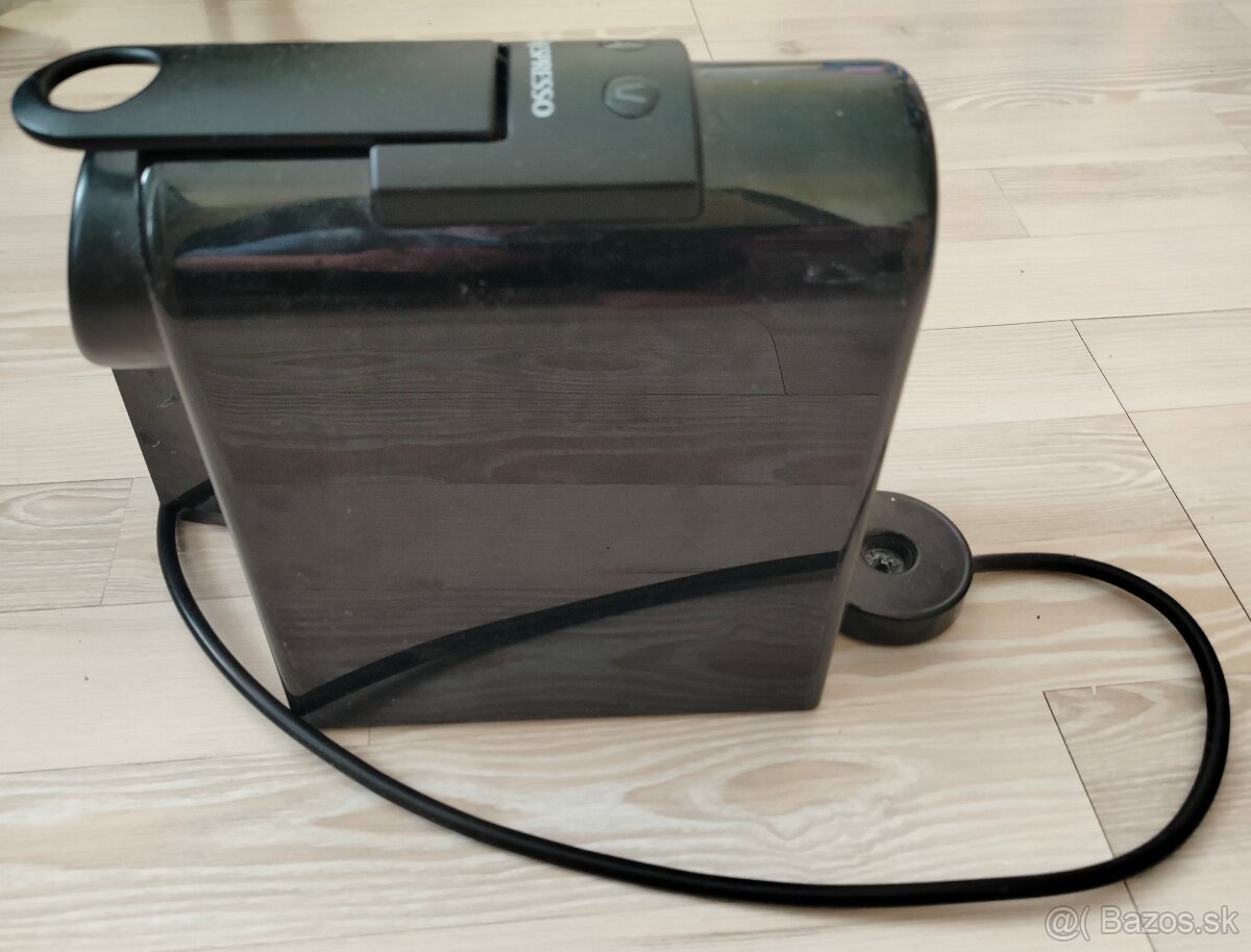 Kávovar Nespresso