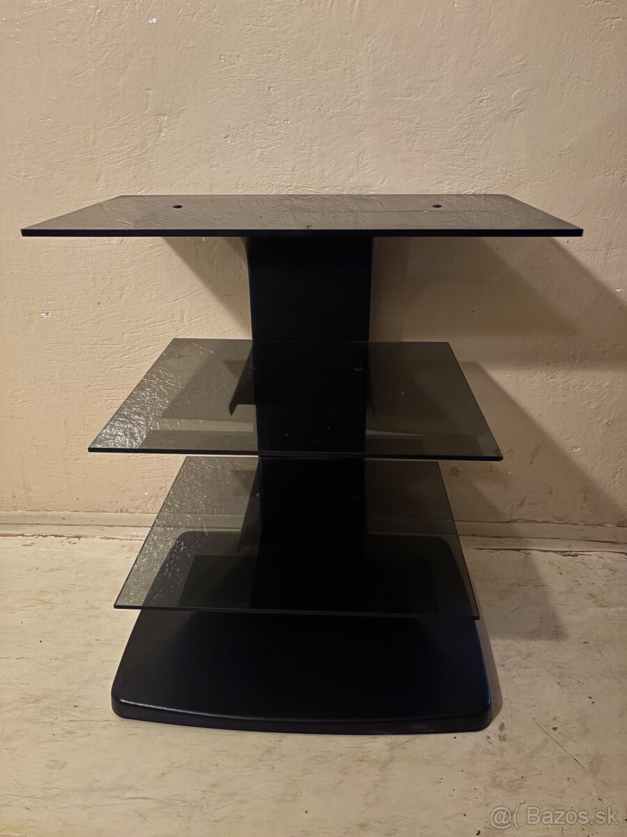 Stolik pod tv
