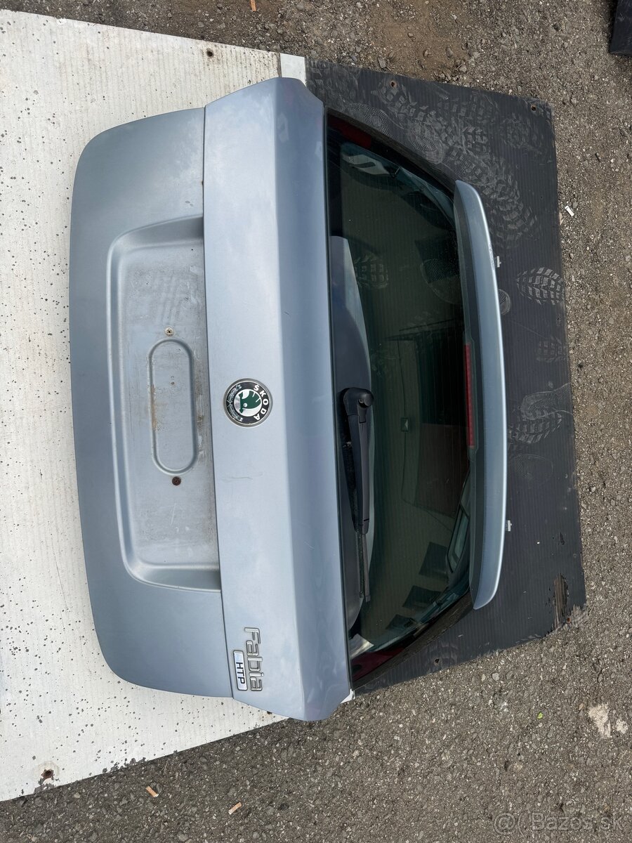 Skoda fabia 2 zadny kufor