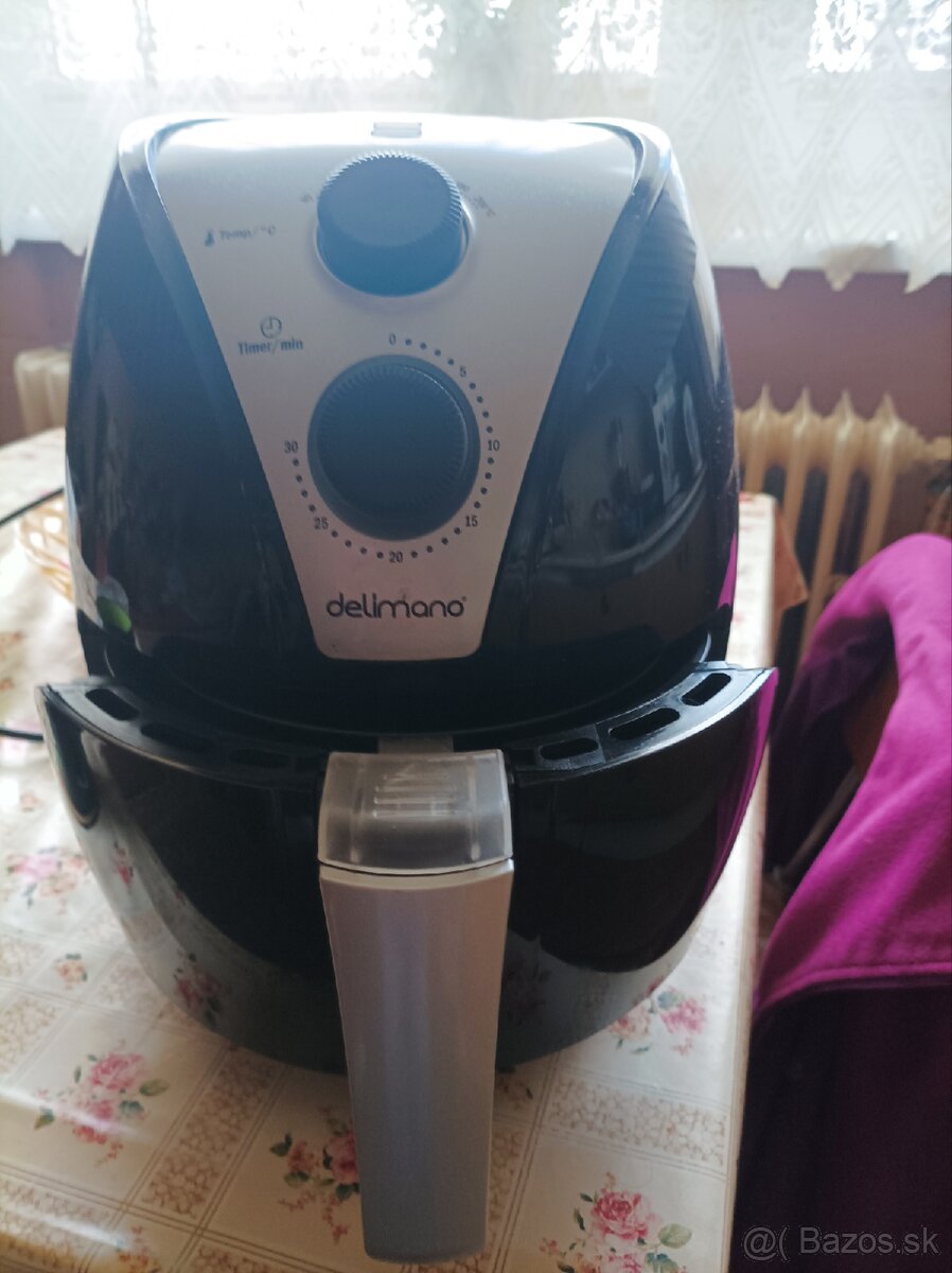 Teplovzdušná friteza