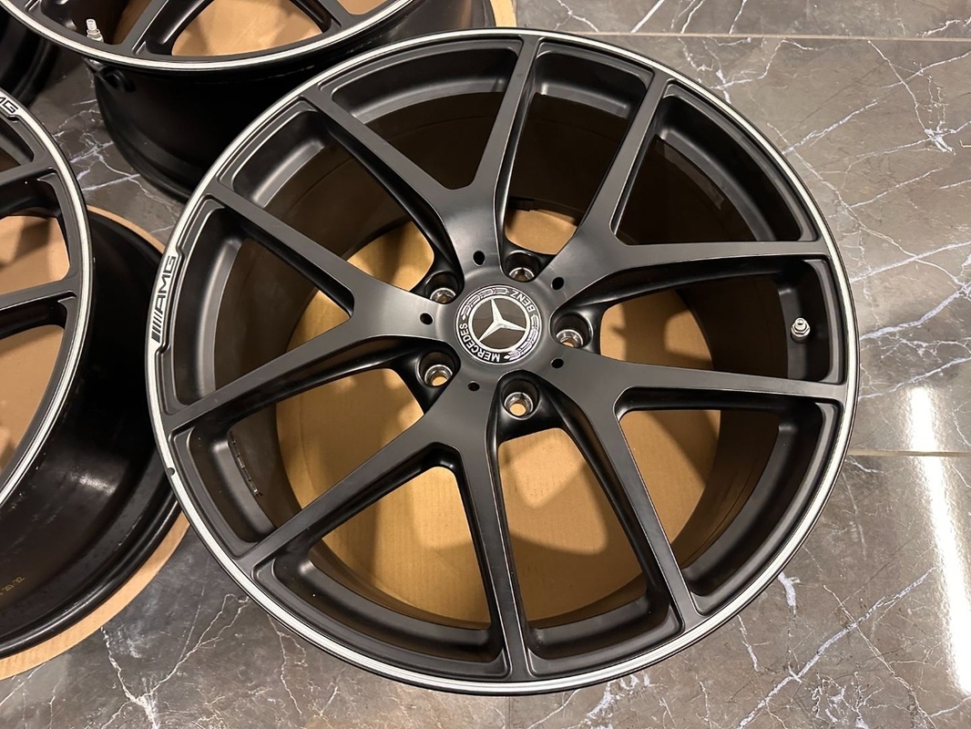original AMG r21 G klasse W463 A4634010400