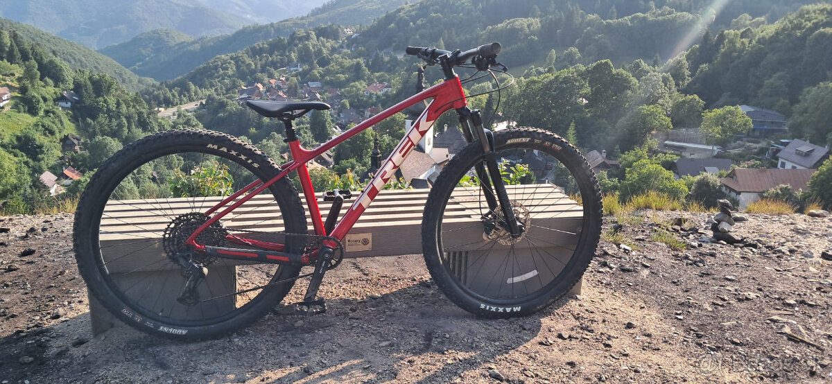 Horský bycikel Trek Marlin 8 vel M v záruke