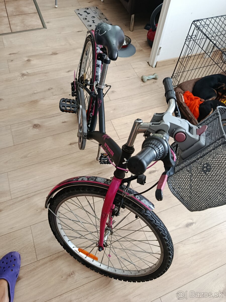 Dievčenský bicykel