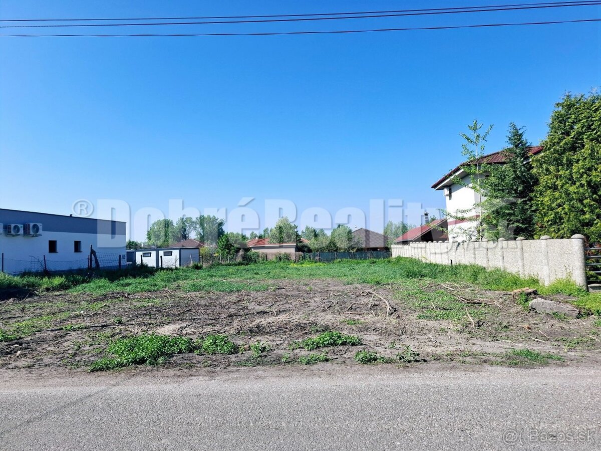 Hladate si pozemok v Andovciach?