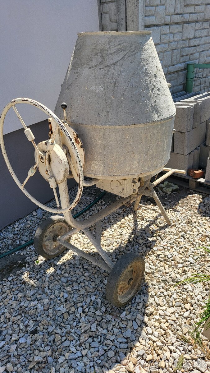 Miešačka na betón 380V