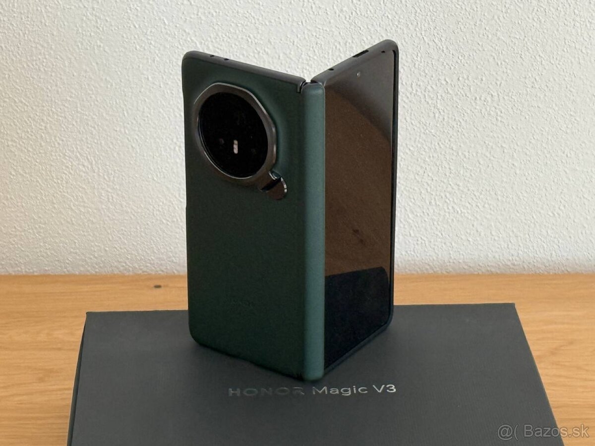 Honor Magic V3