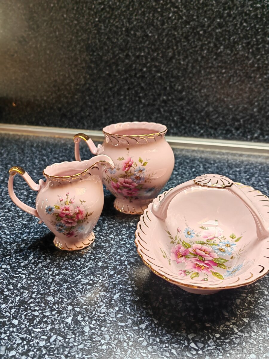 Ružový porcelán Chodov