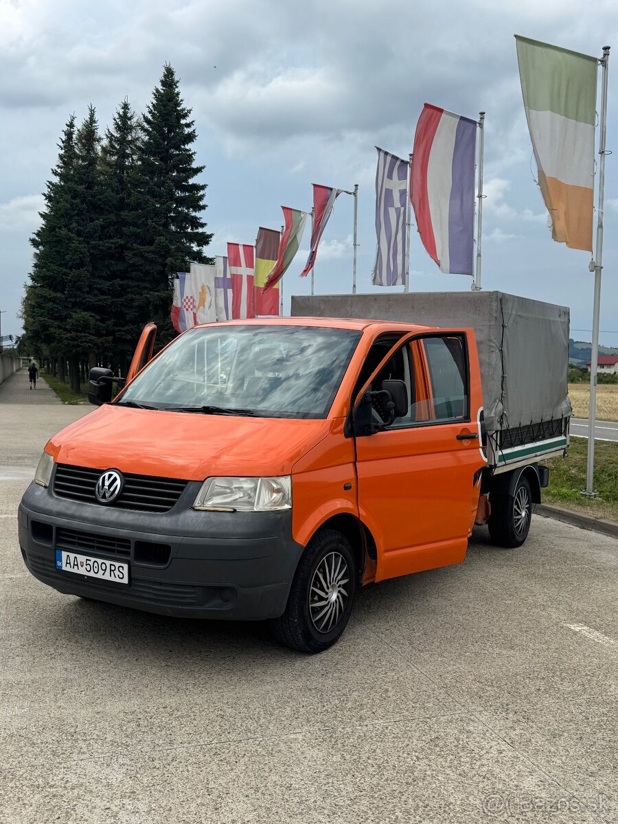 Volkswagen Transportér. Valnik.