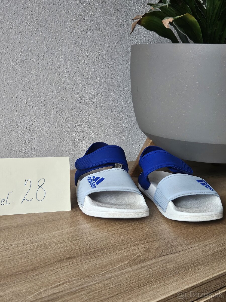 Sandále adidas