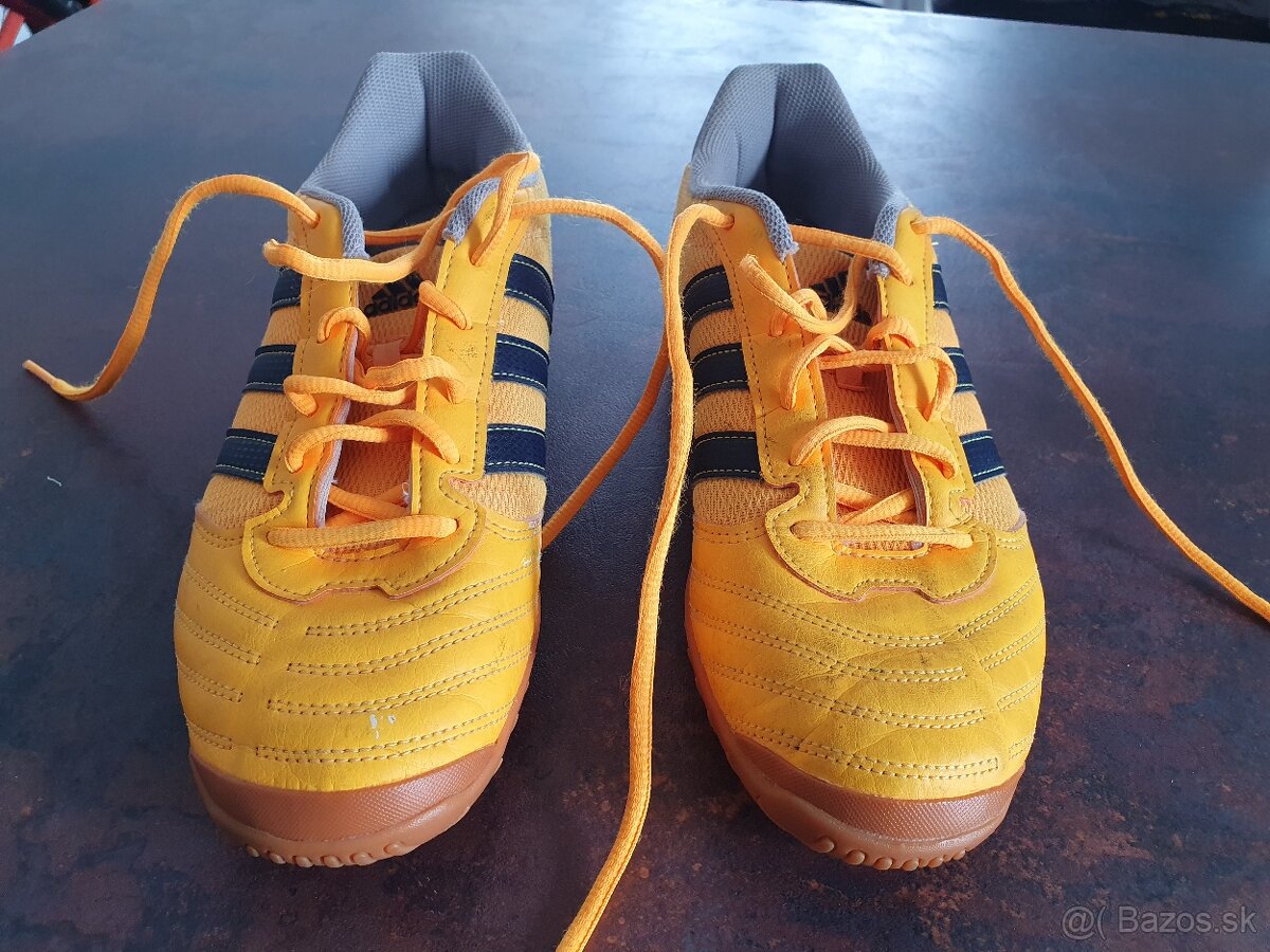 Futbalové topánky Adidas Super Sala FX6757 Oranžová