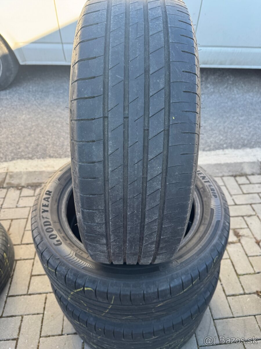 Letné pneumatiky 215/55 R18 Goodyear 4ks