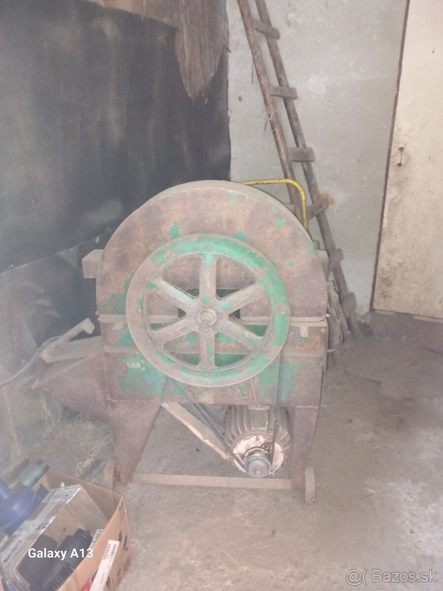 Predam velku sečkaren