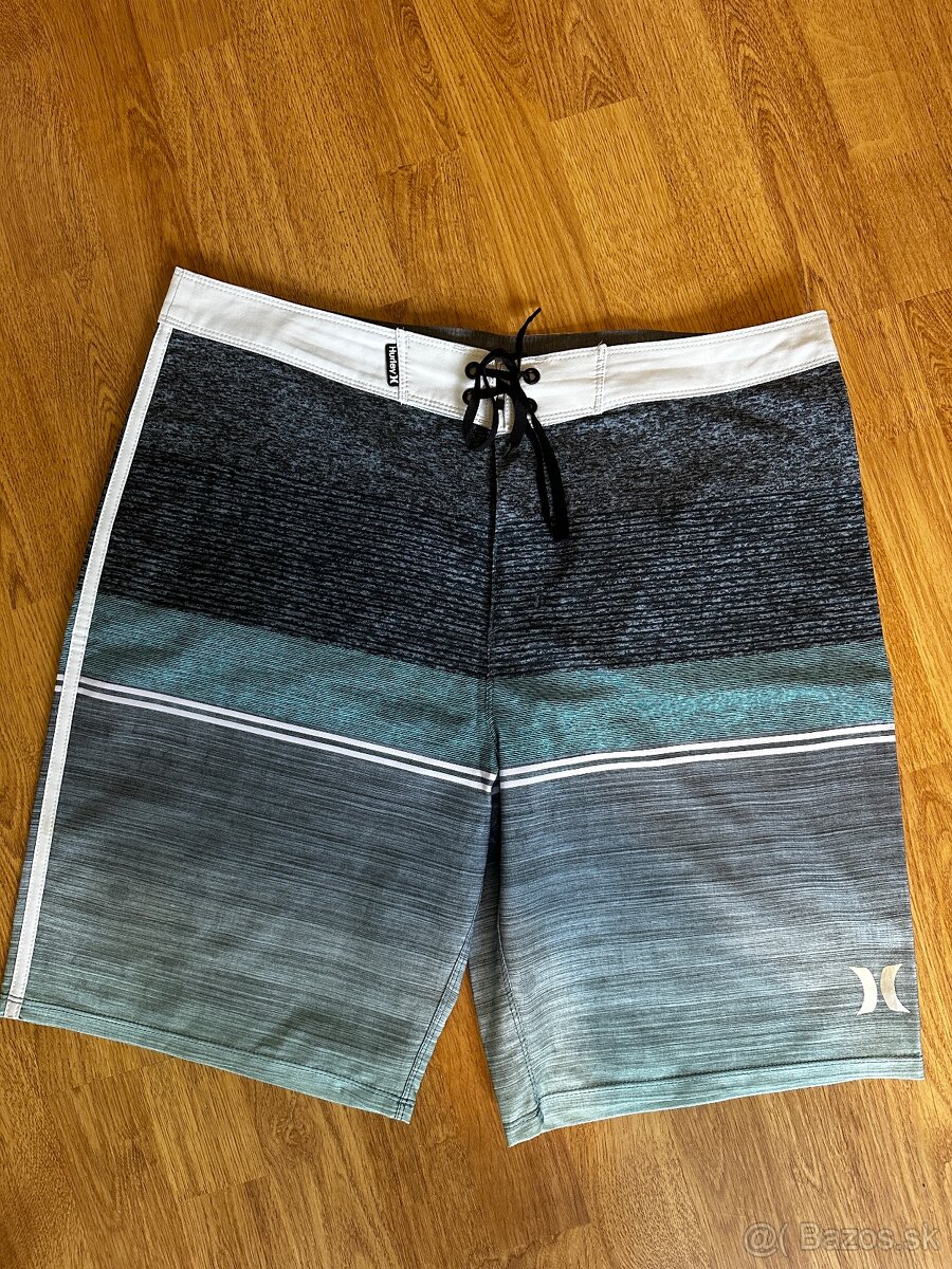 Hurley pánske plavky 33