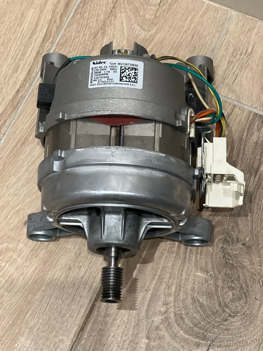 Predam motor z pracky