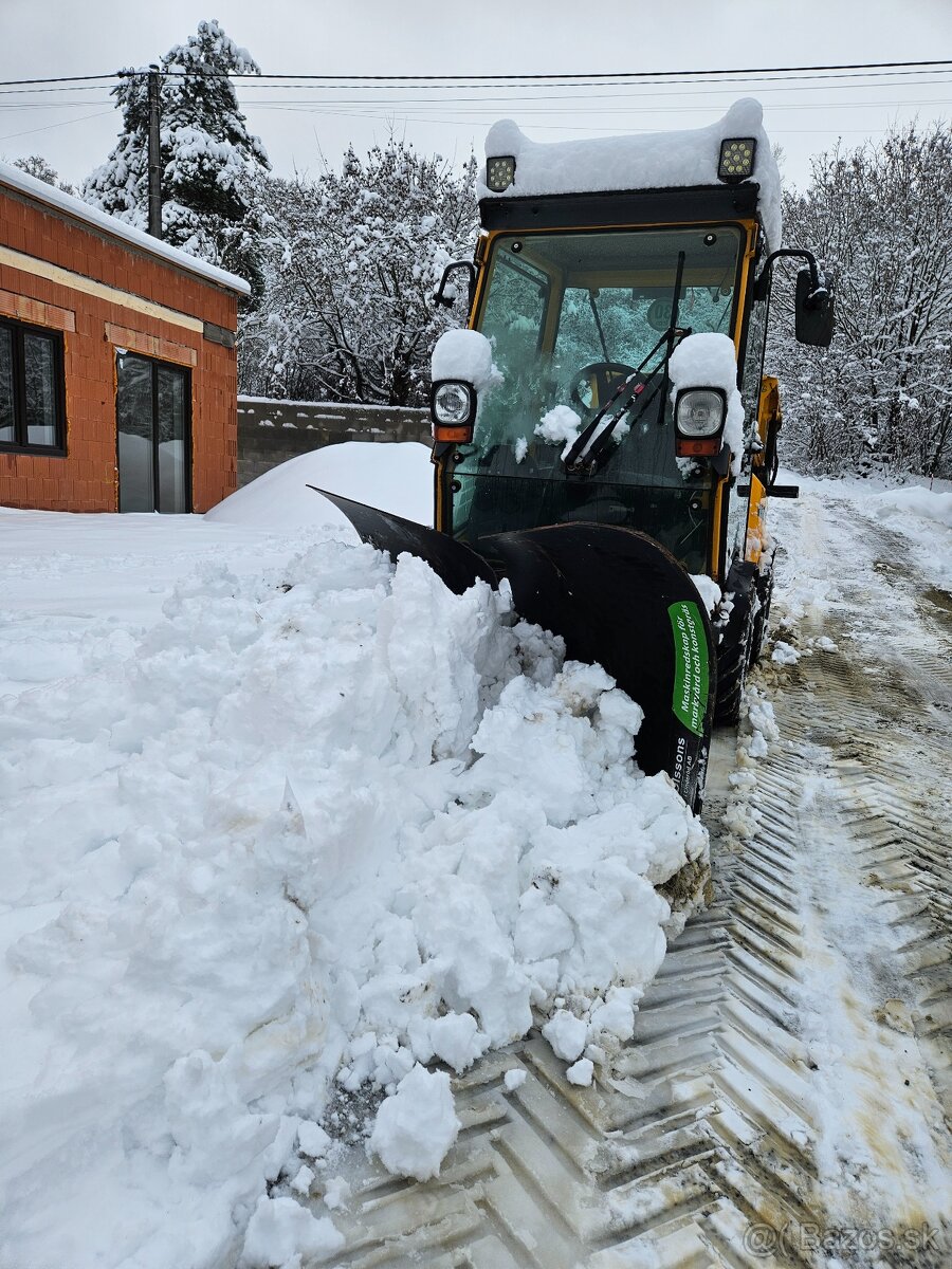 Zimná údržba+vyklapač+rozmetač soli