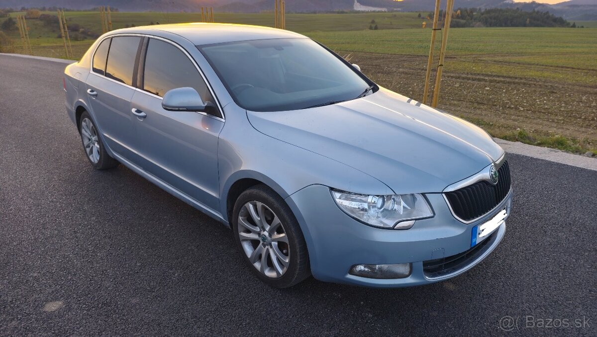 Rozpredám Škoda Superb 2