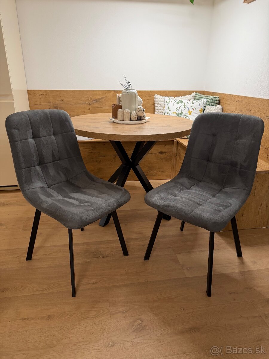 Jedálenské stoličky 2ks
