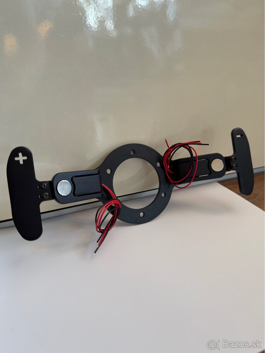 Magnetické pádla na volant