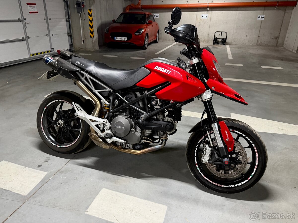 Ducati Hypermotard 796