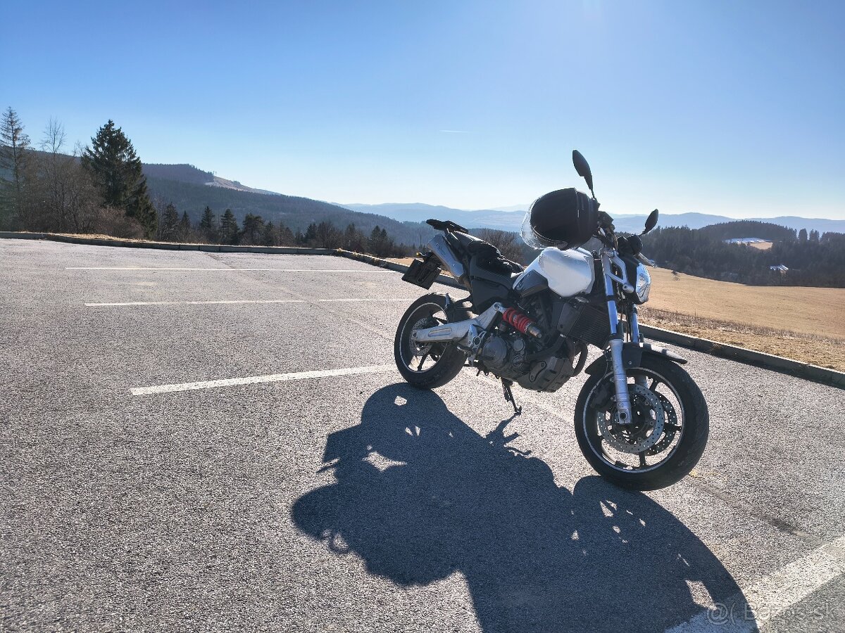 Yamaha mt 03