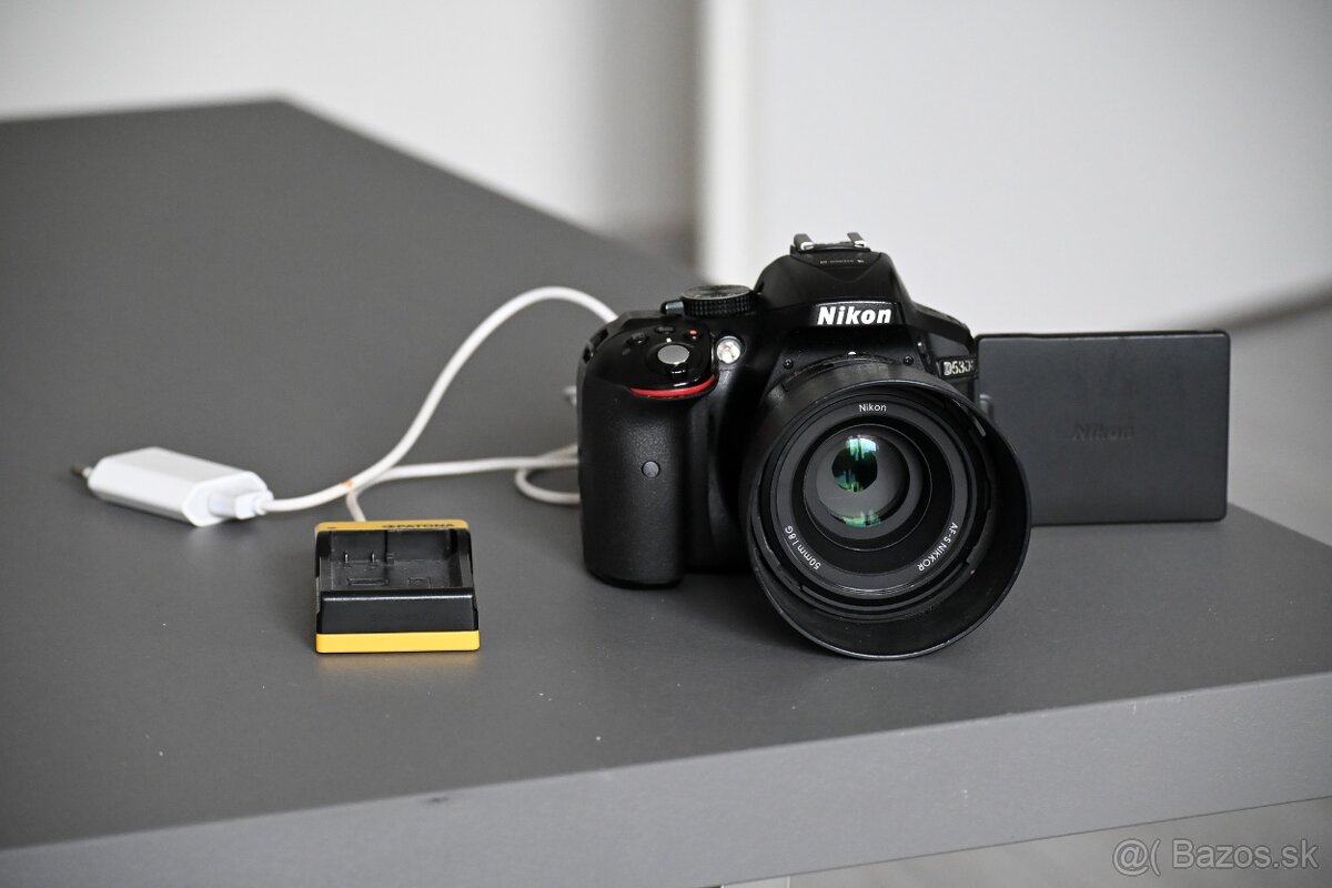 Nikon D5300 + NIKKOR 50mm f/1,8G AF-S