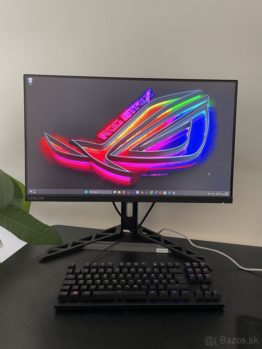 Herný monitor Lenovo Legion (240 Hz)