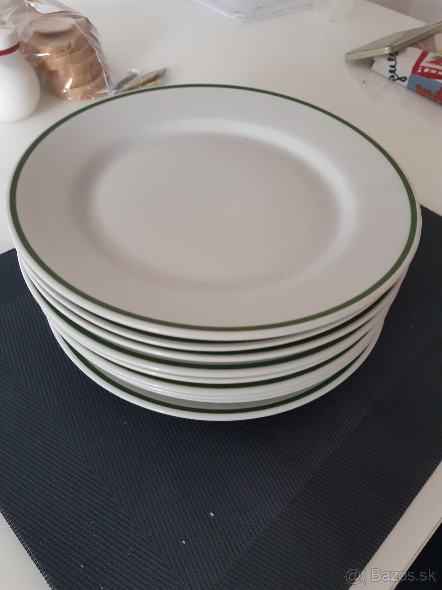 Taniere plytké nové