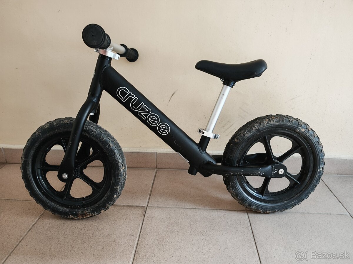 Predam odrazadlo Cruzee cierne