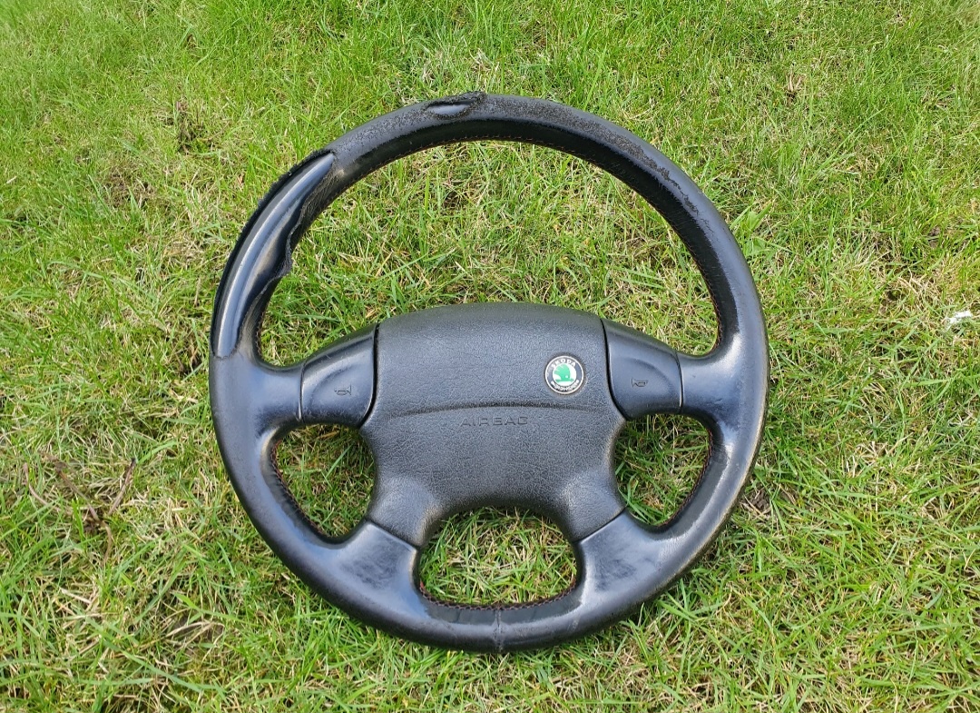Škoda Felicia - ORIGINÁLNY kožený volant