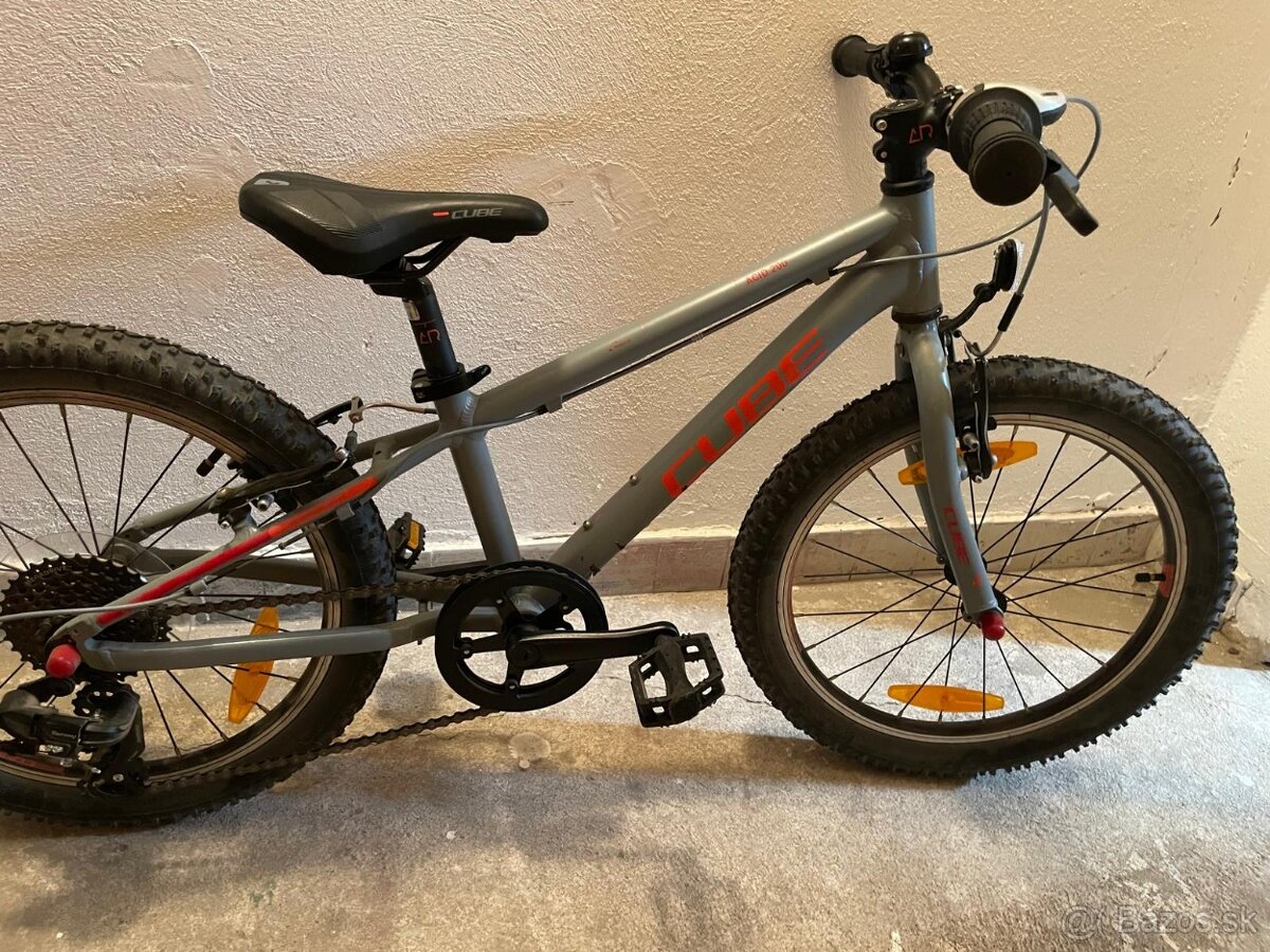 Bicykel CUBE Acid 200 20 palcove kolesa