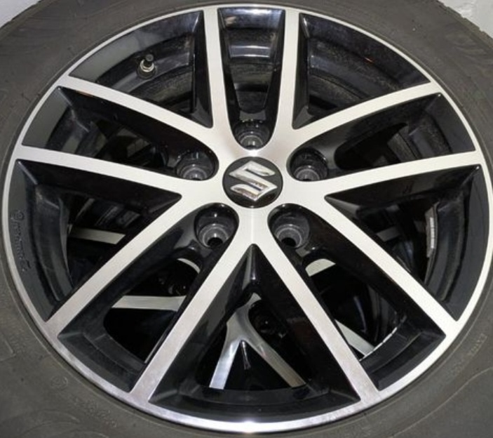 SUZUKI