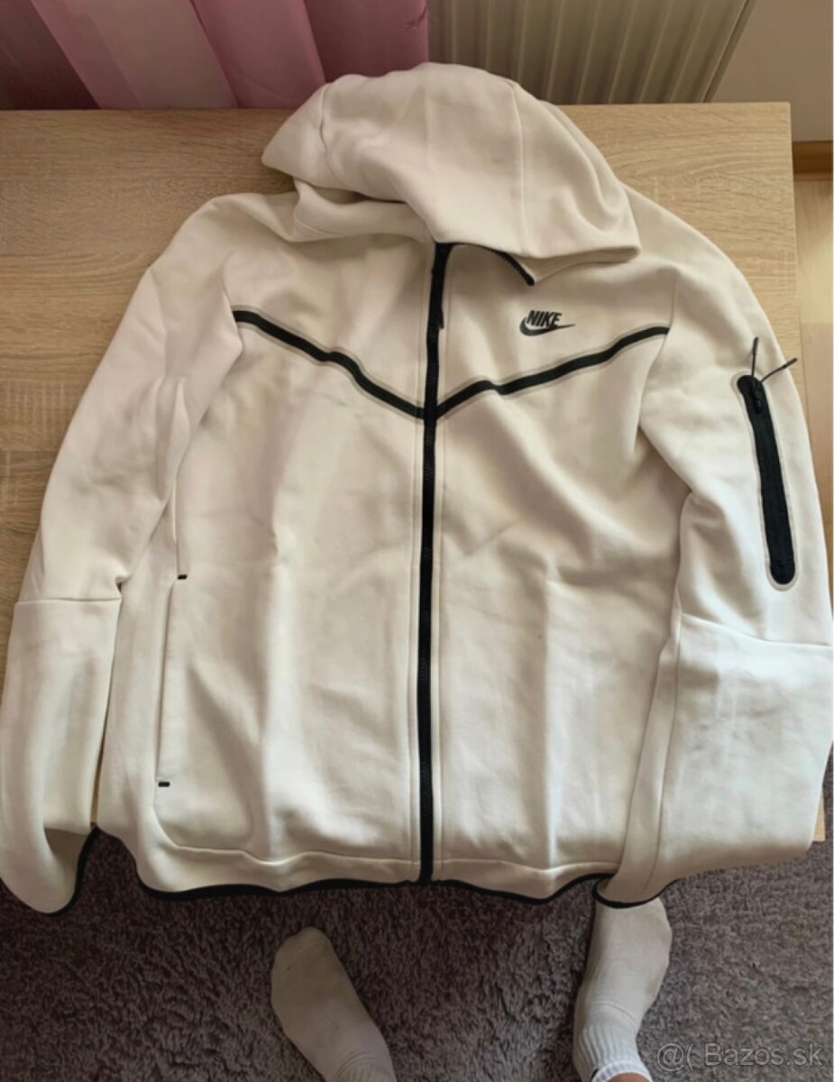 Tech Fleece