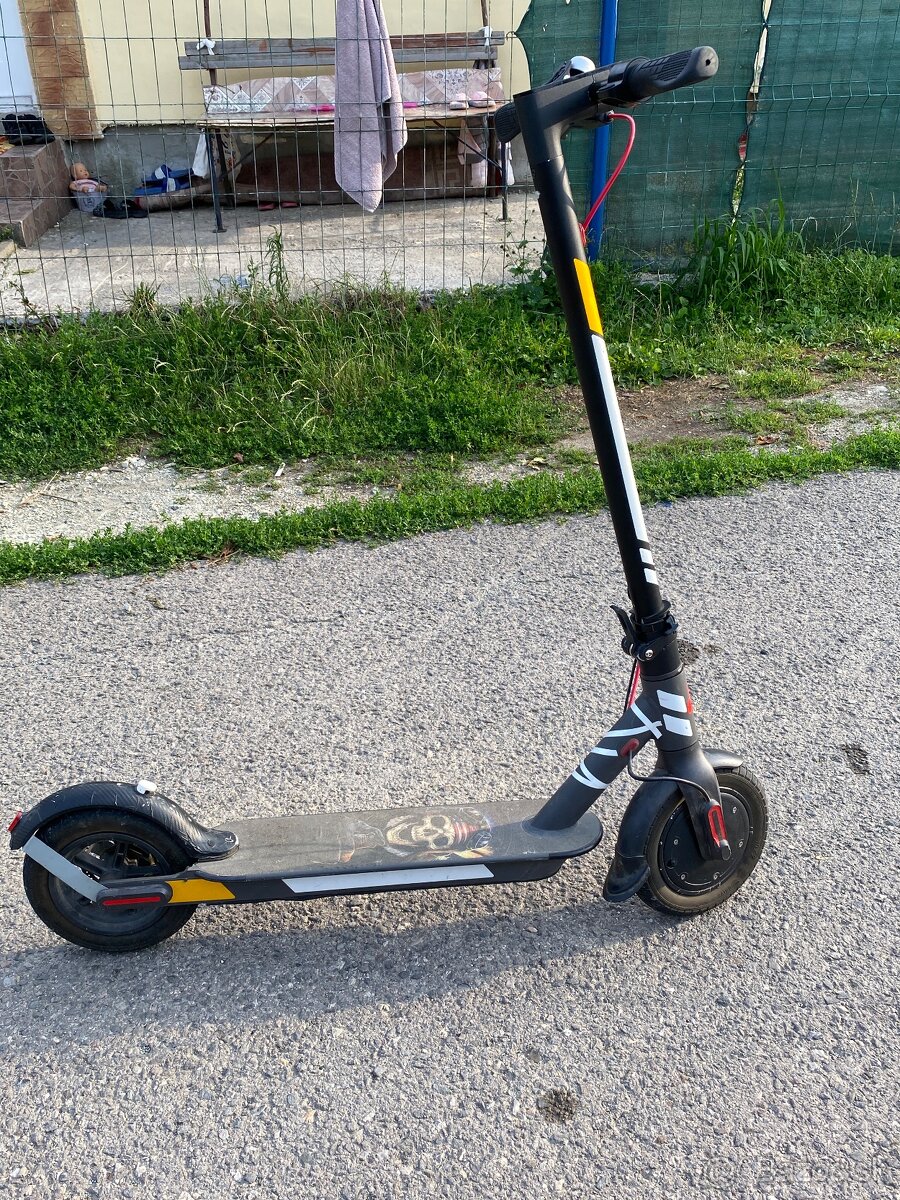Predam elektrickú kolobežku